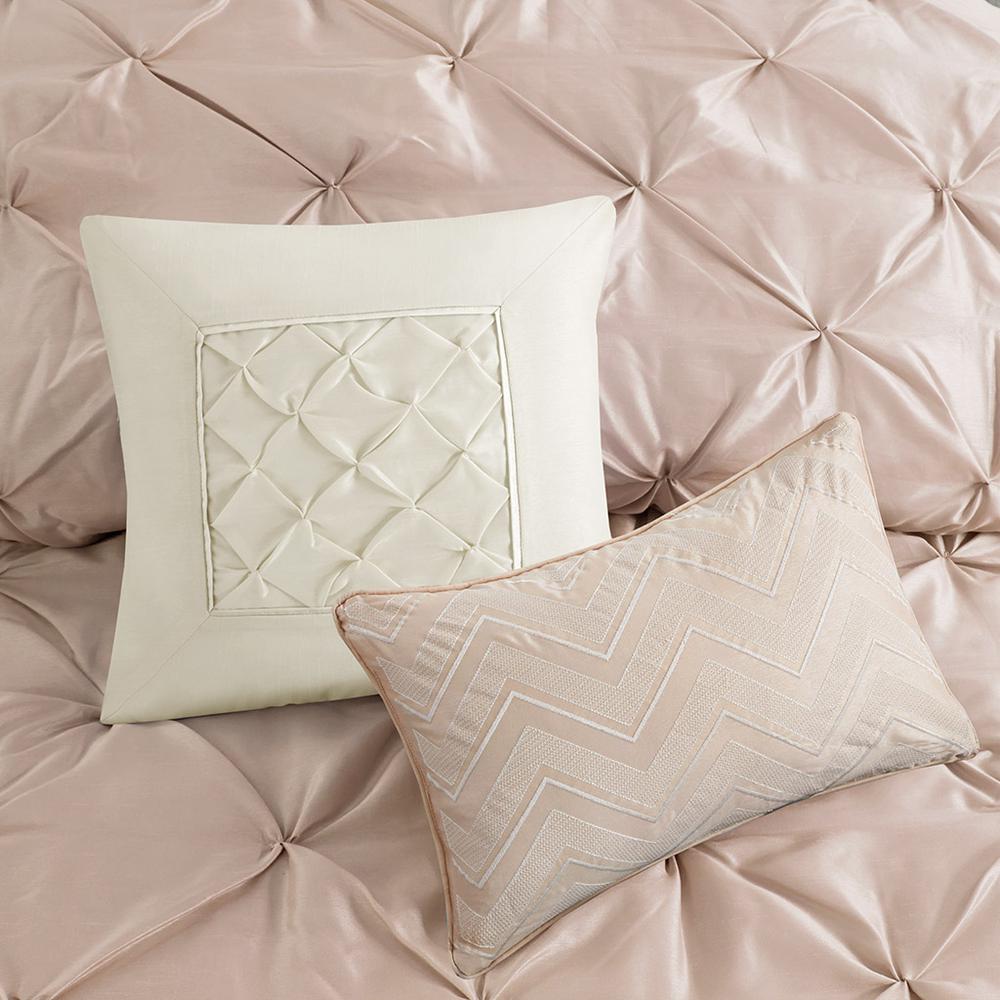 7 Piece Tufted Comforter Set. Picture 1