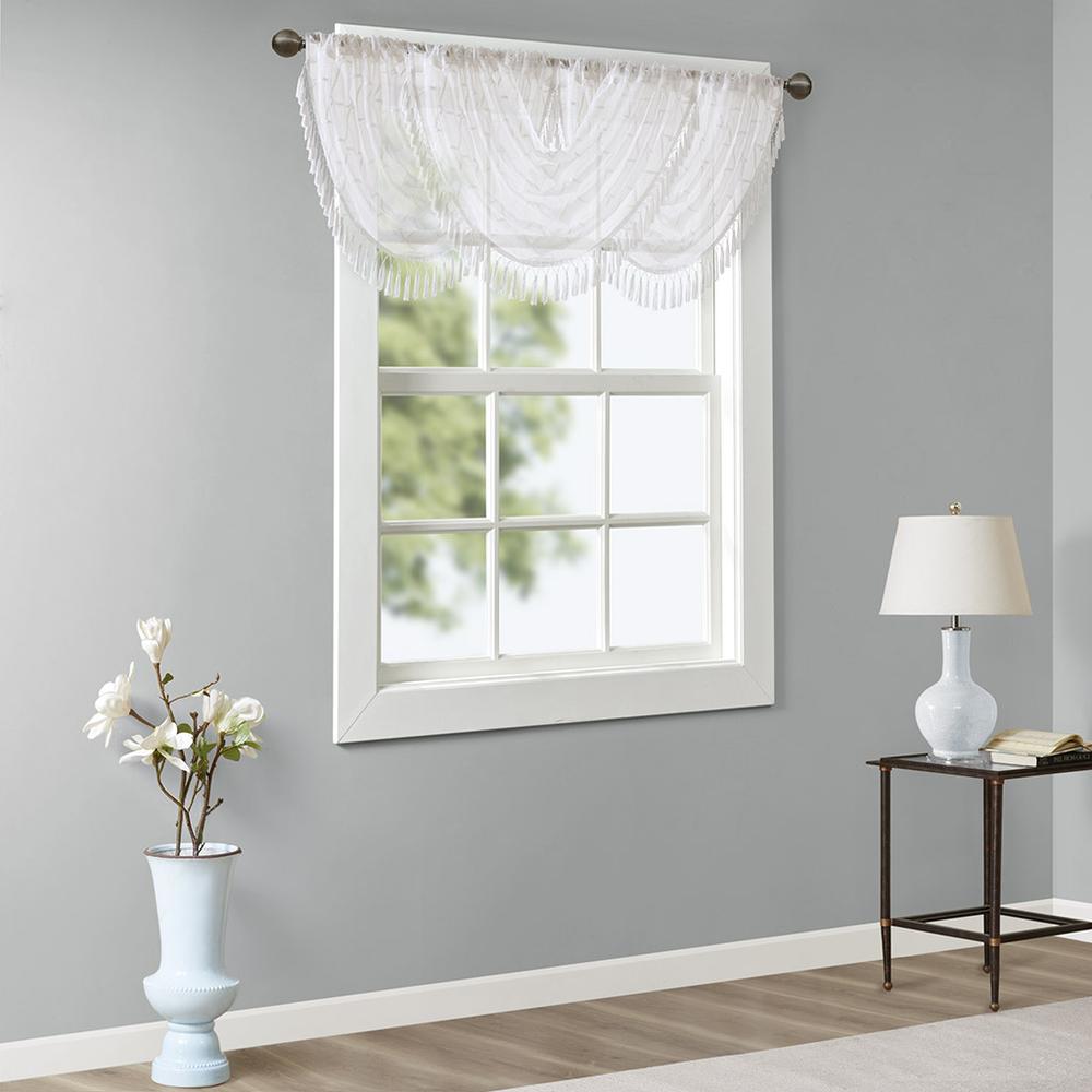 Diamond Sheer Embroidered Waterfall Valance. Picture 4