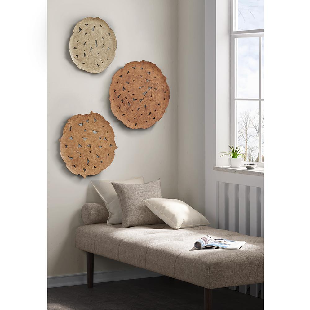 Textured Feather 3-piece Metal Disc Wall Decor Set. Picture 1