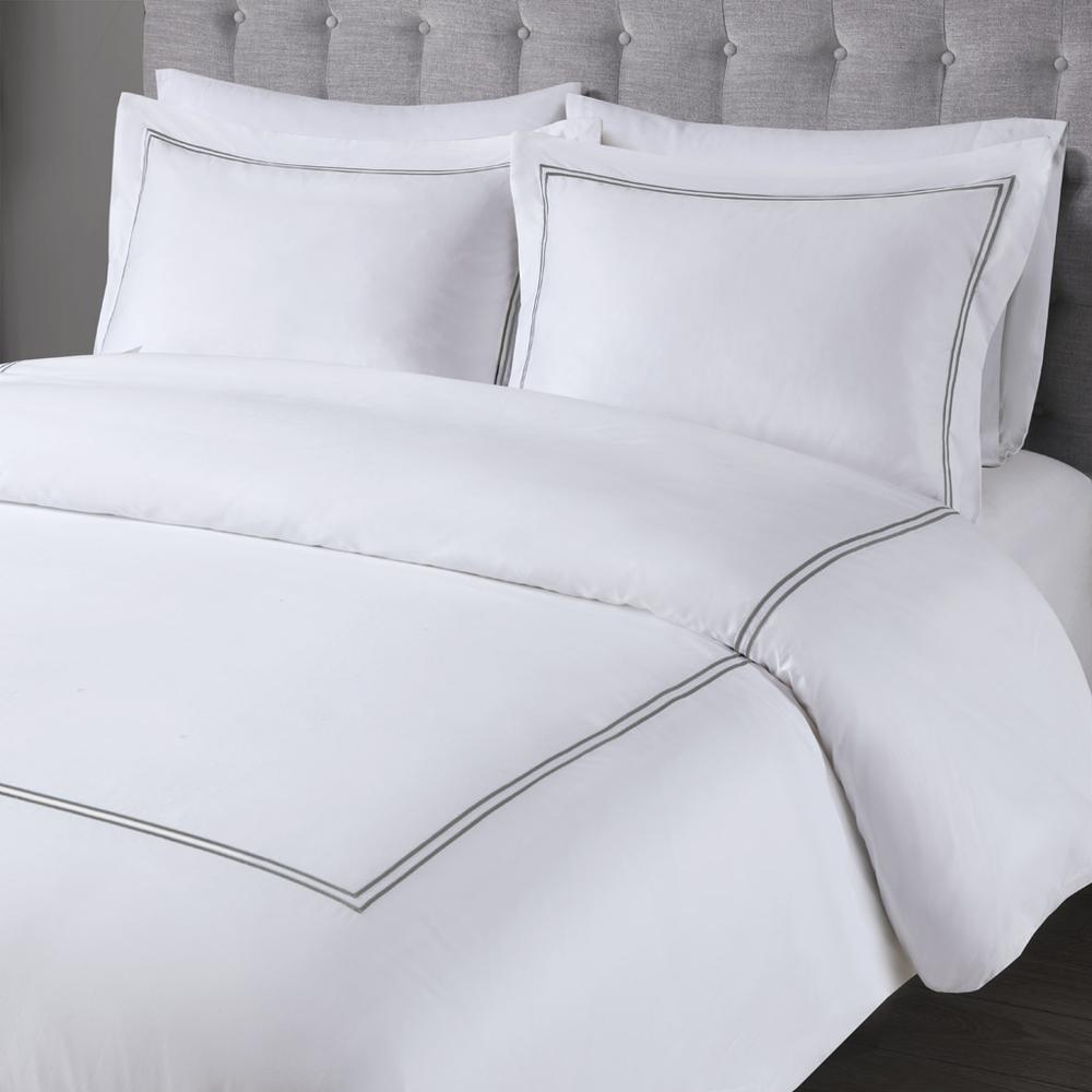 100% Cotton Sateen Embroidered Duvet Cover Set. Picture 3