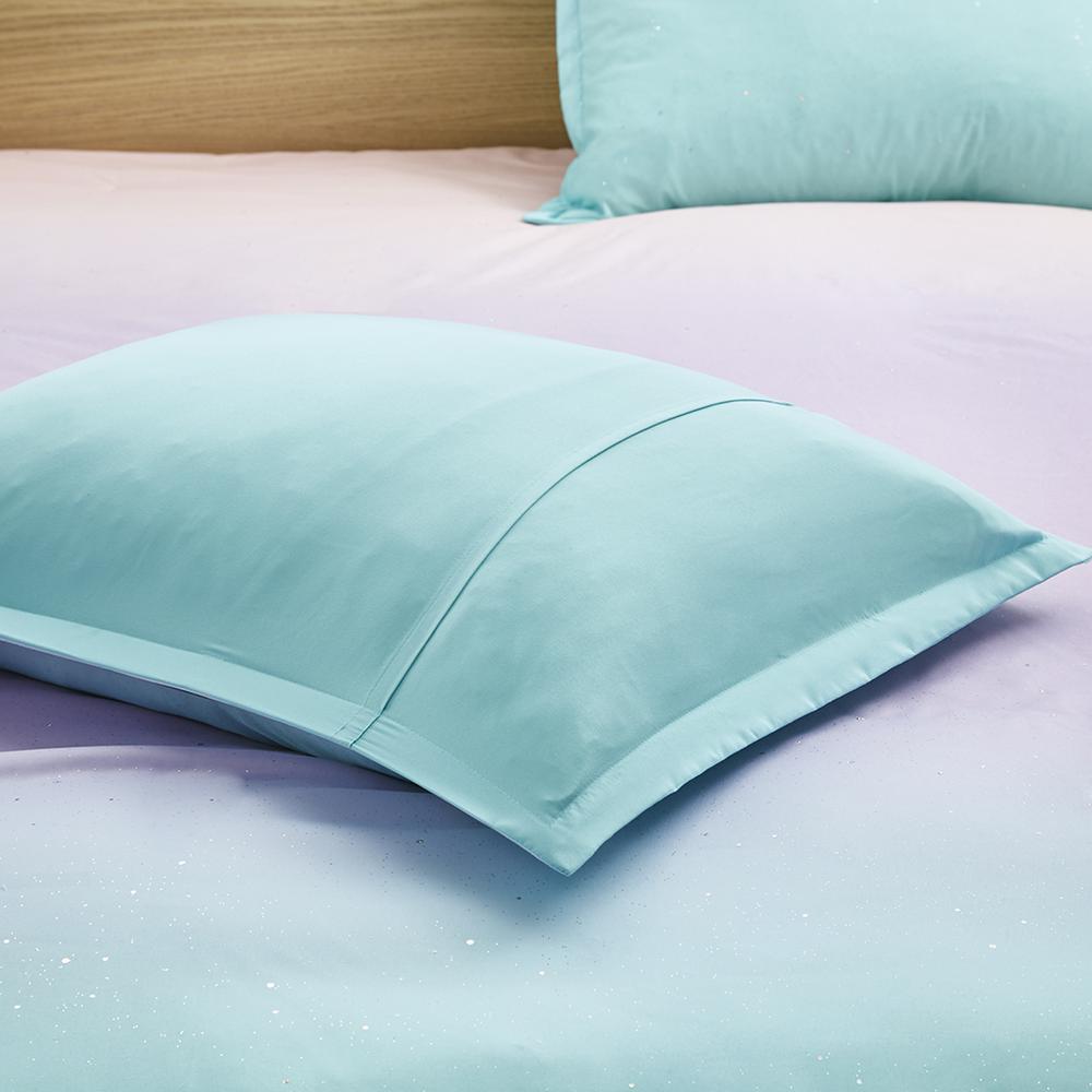 Enchanted Glitter Ombre Comforter Set, Belen Kox. Picture 5