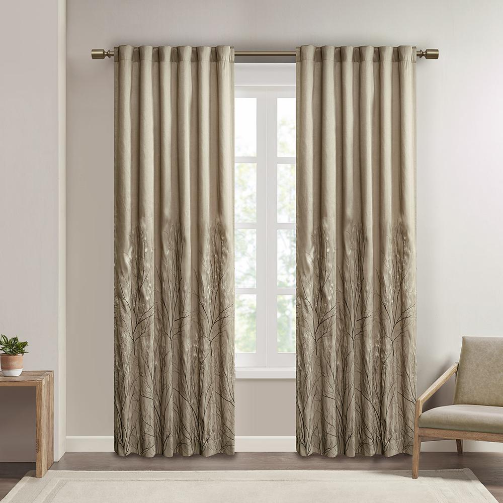 Curtain Panel. Picture 3