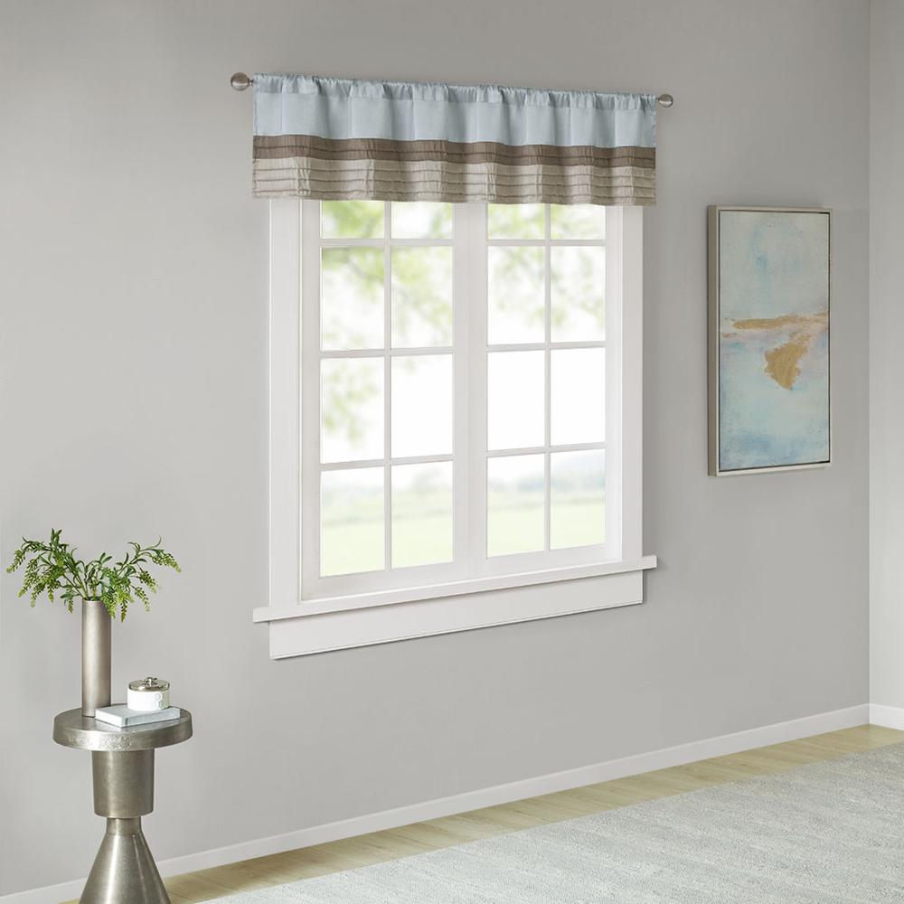 Polyoni Pintuck Window Valance. Picture 1
