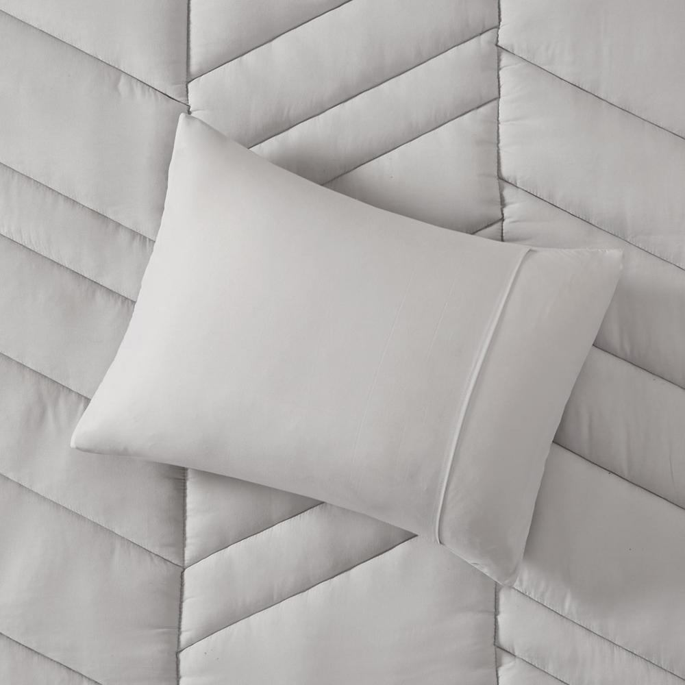 Quilted Chevron Comforter Set. Picture 3