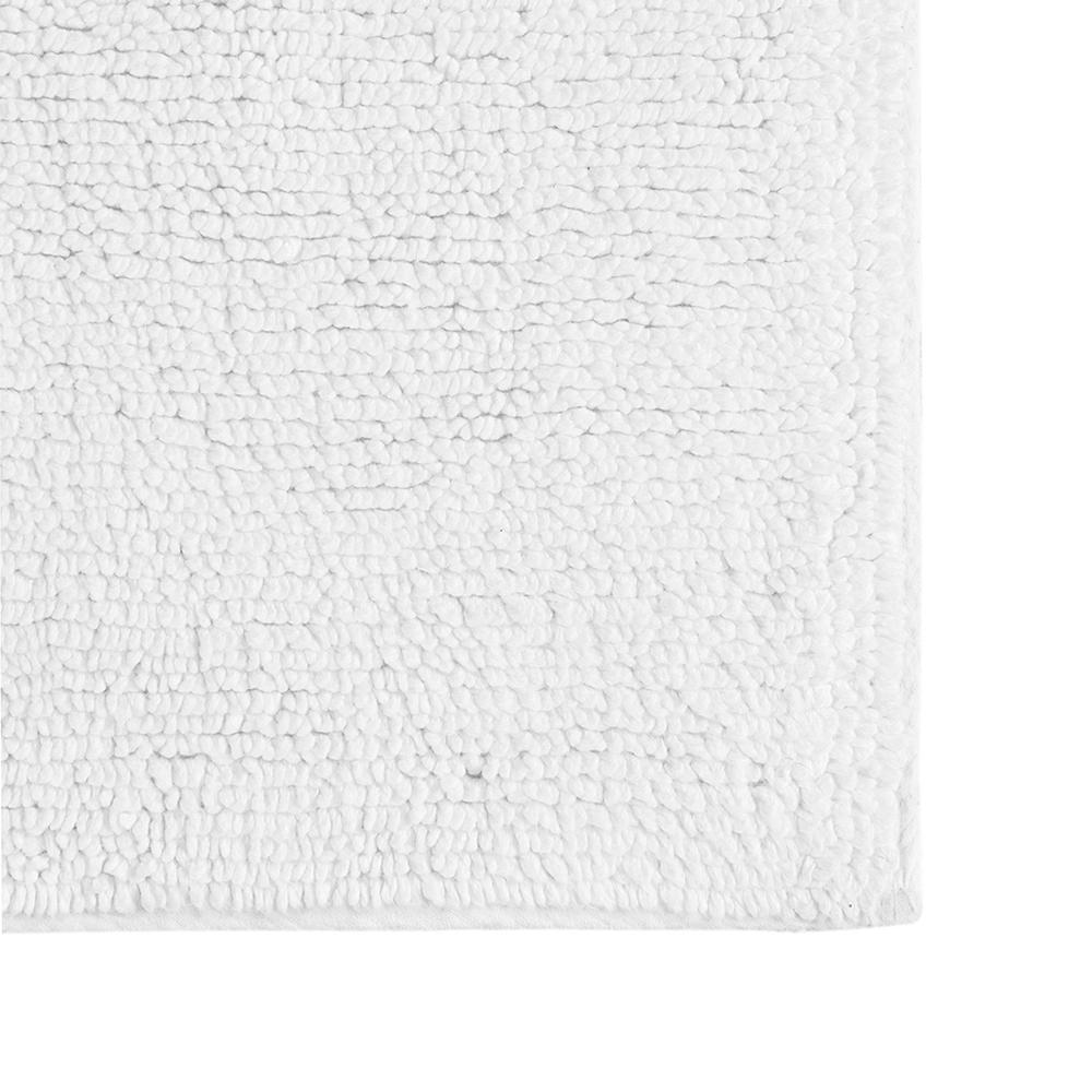 Feather Touch Reversible Bath Rug. Picture 1