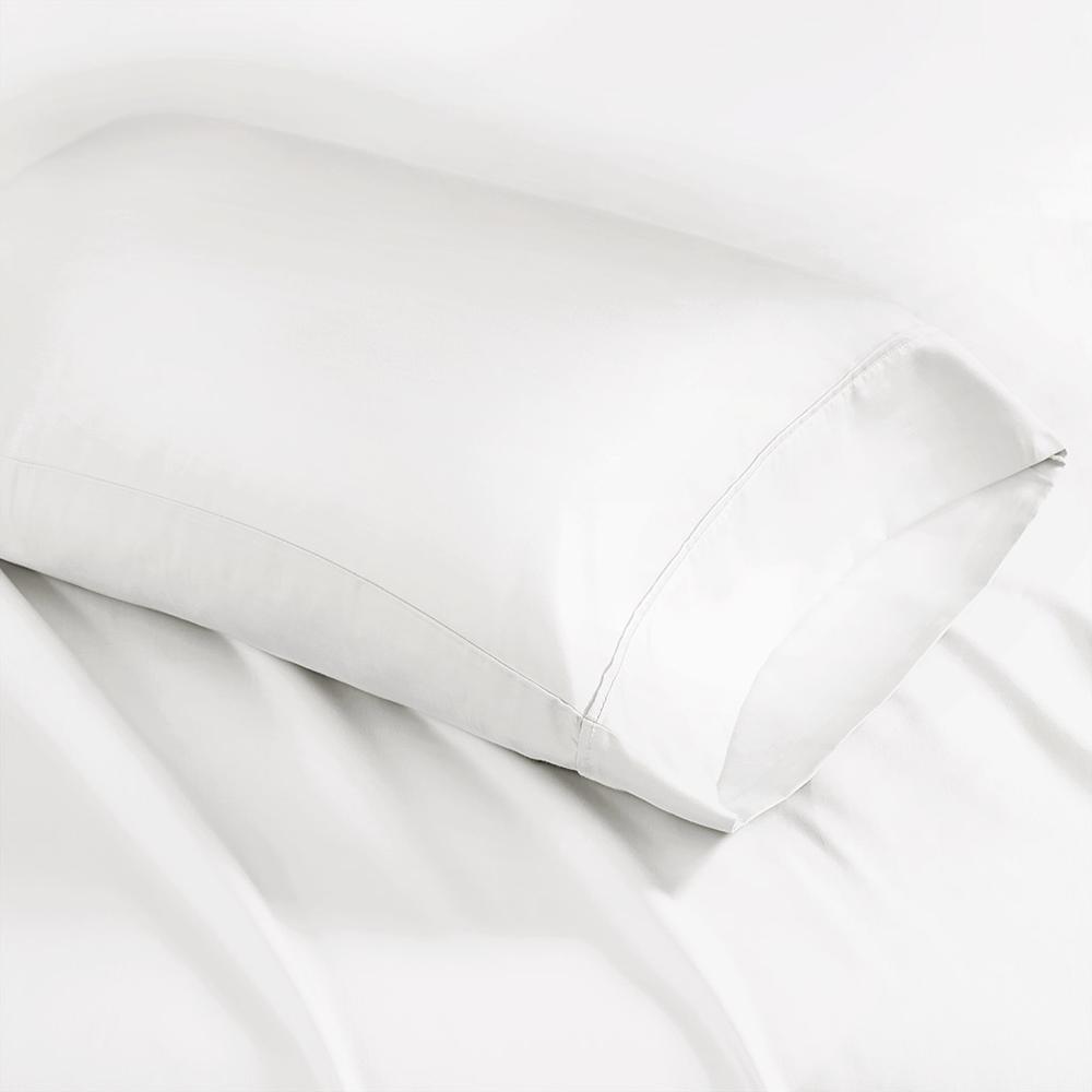 Luxe Sateen Pillowcase Set by Belen Kox, Belen Kox. Picture 1