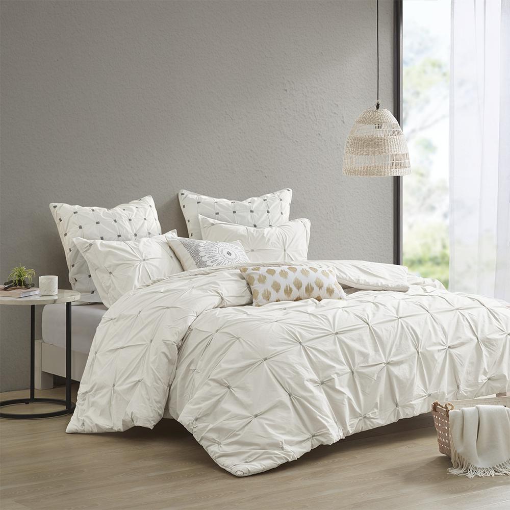 3 Piece Elastic Embroidered Cotton Comforter Set. Picture 4