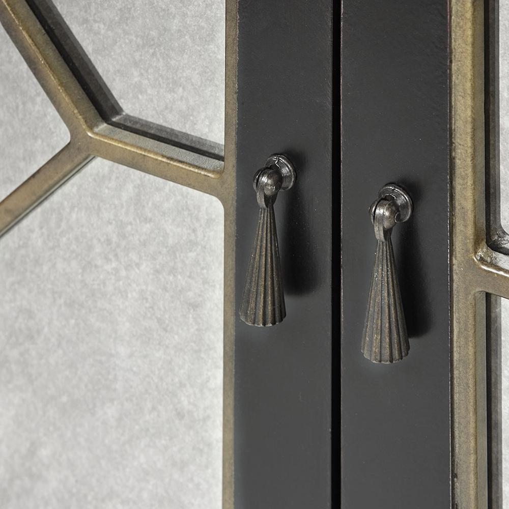 Luxe Black Buffet with Mirrored Doors, Belen Kox. Picture 5