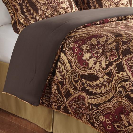 Burgundy Comforter Set, Belen Kox. Picture 2
