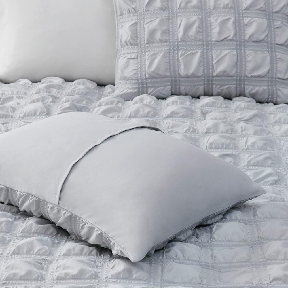 100% Polyester Solid 3 Pcs Duvet Set in Grey. Picture 7