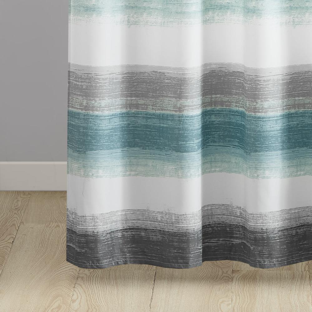 Stripe Print Shower Curtain. Picture 1
