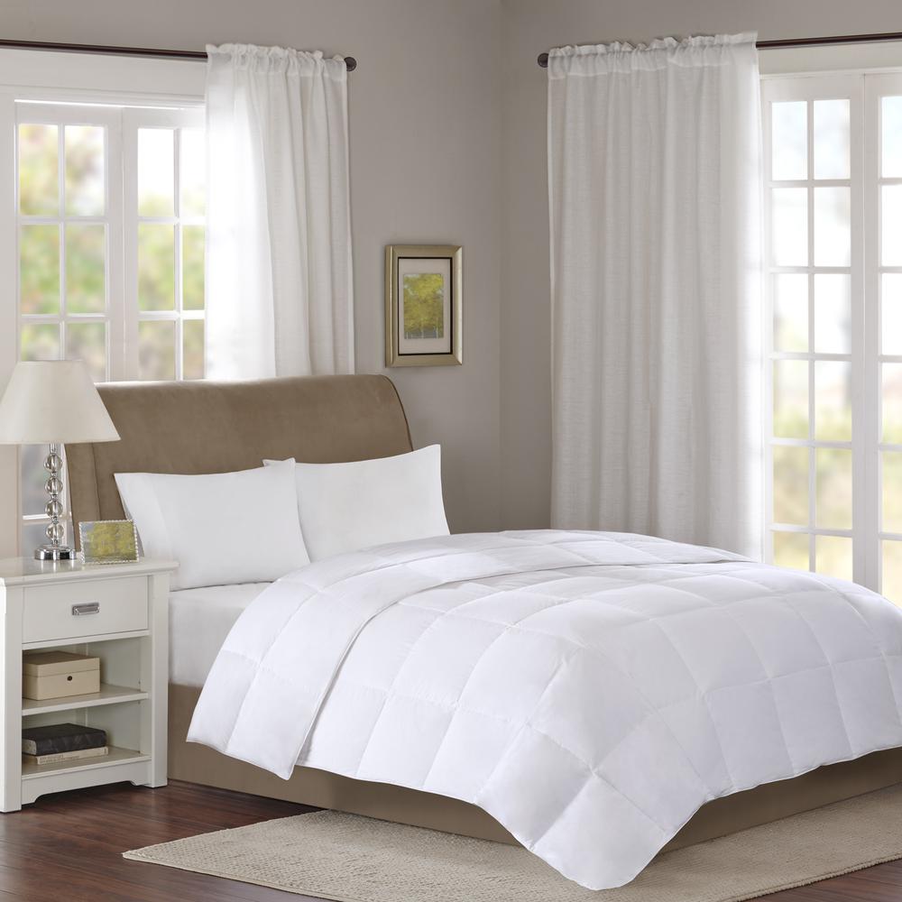 Oversized Cotton Sateen Down Comforter. Picture 3