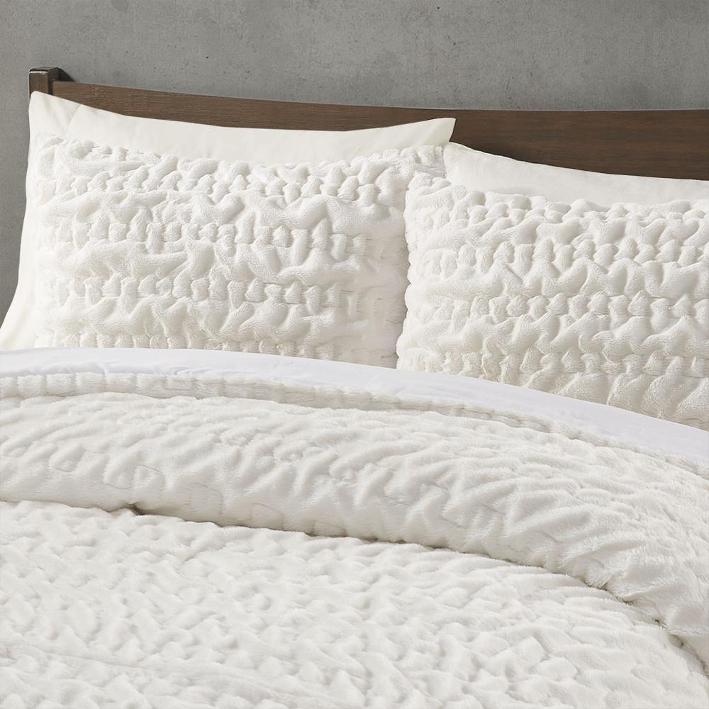 Ruched Fur Down Alternative Comforter Set. Picture 5