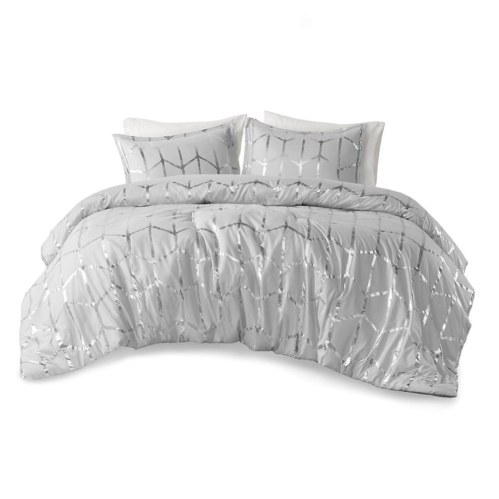 100% Polyester Comforter Set. Picture 1