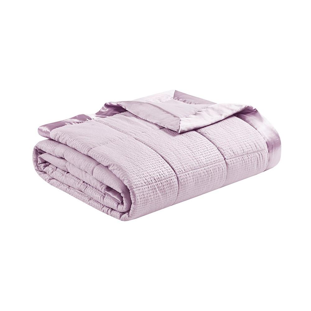 100% Polyester Premium Oversized Down Alternative Blanket in Lilac. Picture 2