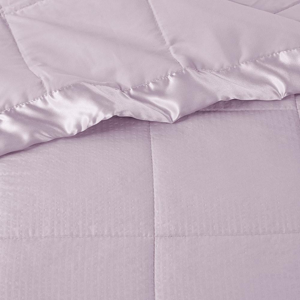 100% Polyester Premium Oversized Down Alternative Blanket in Lilac. Picture 3
