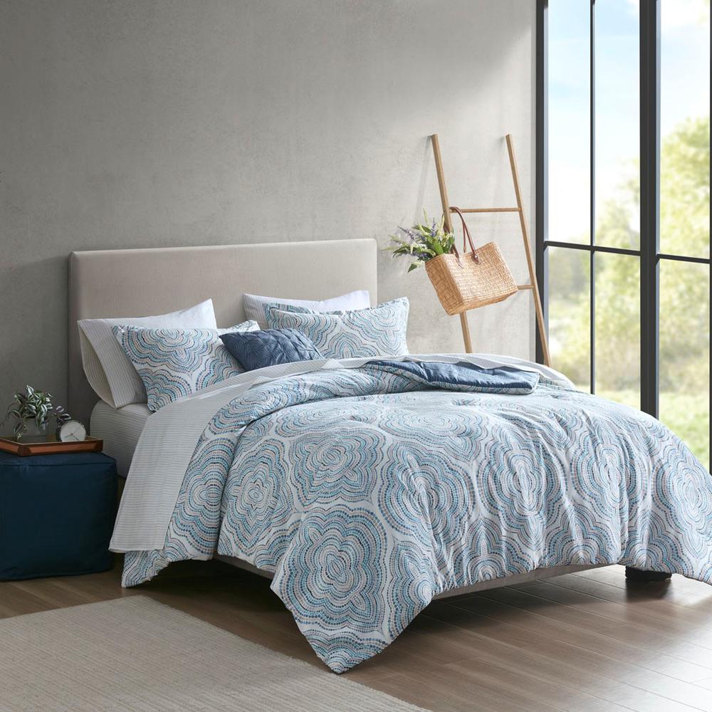8 Piece Comforter Set with Bed Sheets, 104x92, Blue, Cal King1. Picture 1