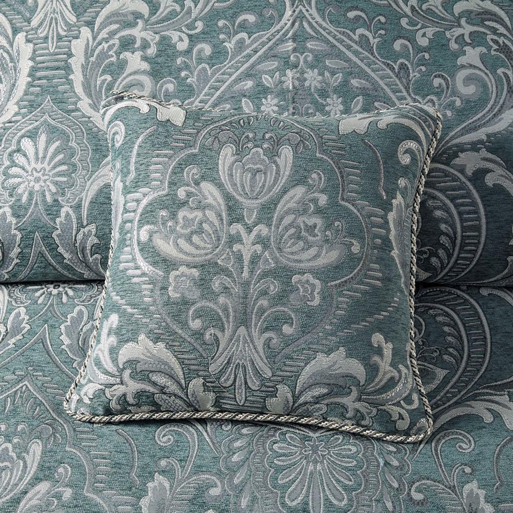 100% Polyester 9 pcs Jacquard Comforter Set - King. Picture 4