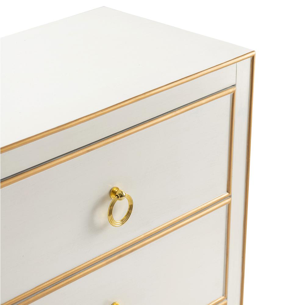Phoebe Three-Drawer Chest. Picture 4