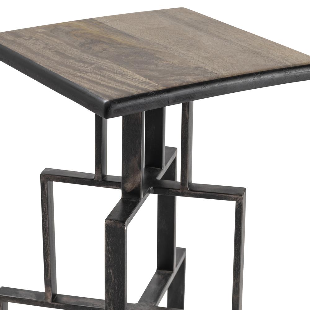 Crestview Collection Brandon Brown Mango Wood and Black Metal Barstool. Picture 3