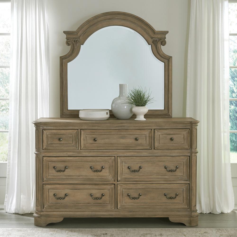 Magnolia Manor Queen Uph Bed, Dresser & Mirror. Picture 3