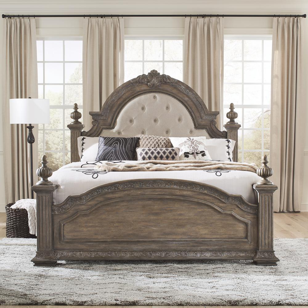 Carlisle Court Queen Poster Bed - Chestnut with Gray Dusty Wax Finish. Picture 1