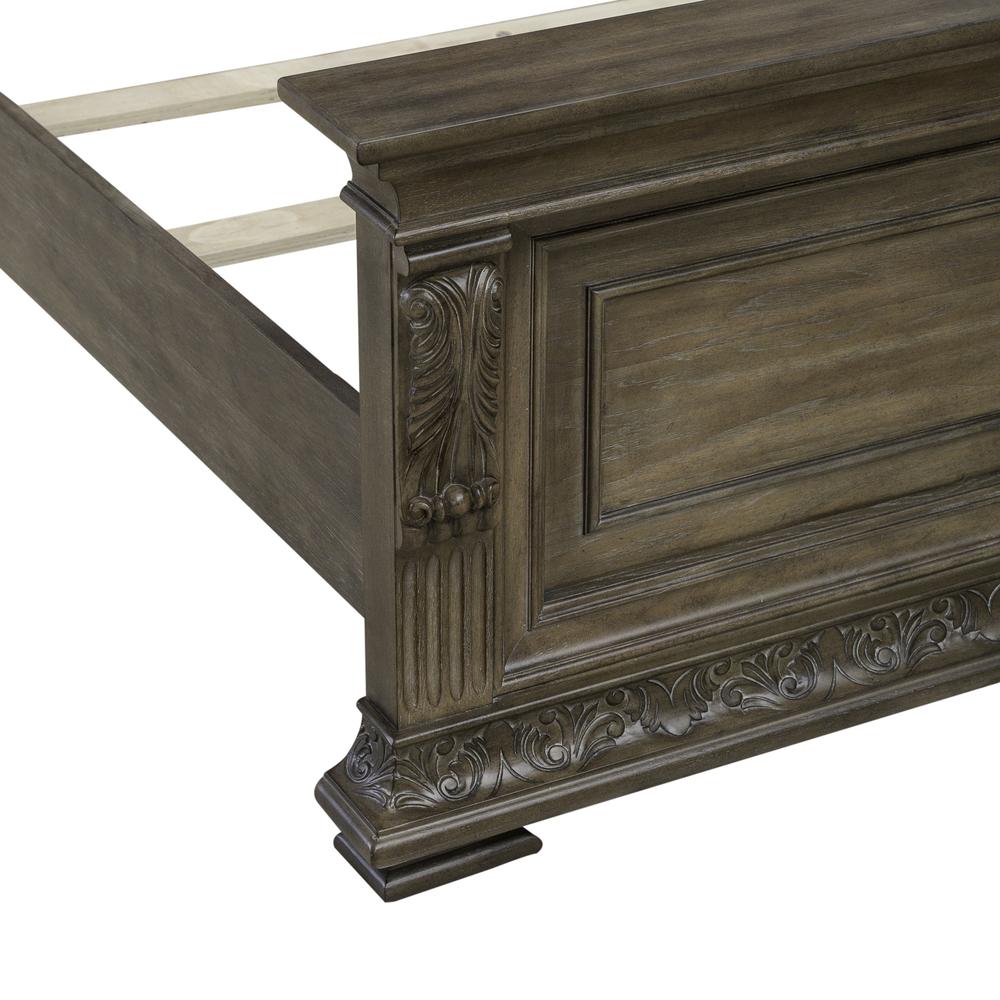 Carlisle Court Queen Panel Bed - Chestnut with Gray Dusty Wax Finish. Picture 8