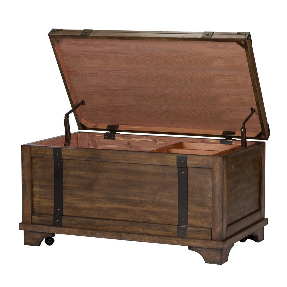 Aspen Skies Occasional Storage Trunk, W38 x D23 x H20, Light Brown. Picture 7