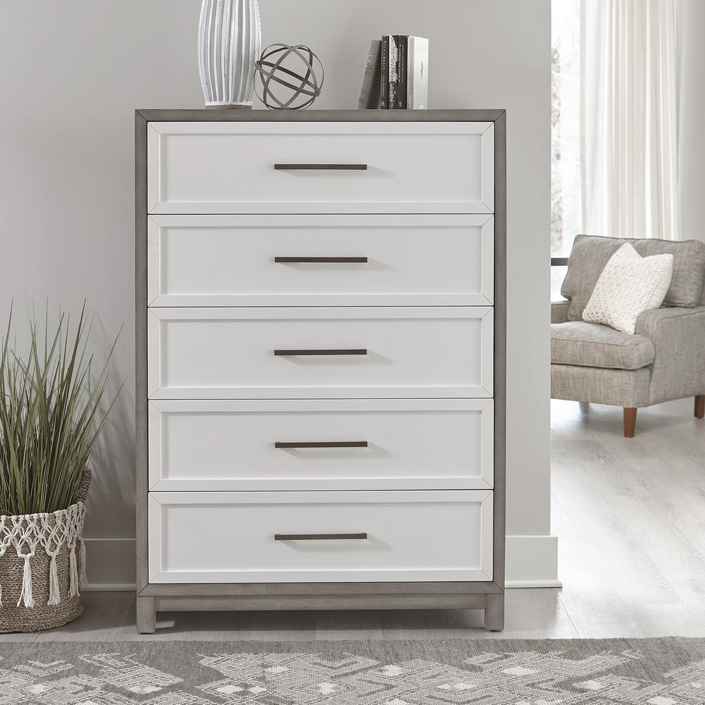 Palmetto Heights 5 Drawer Chest in Shell White and Driftwood Finish. Picture 2