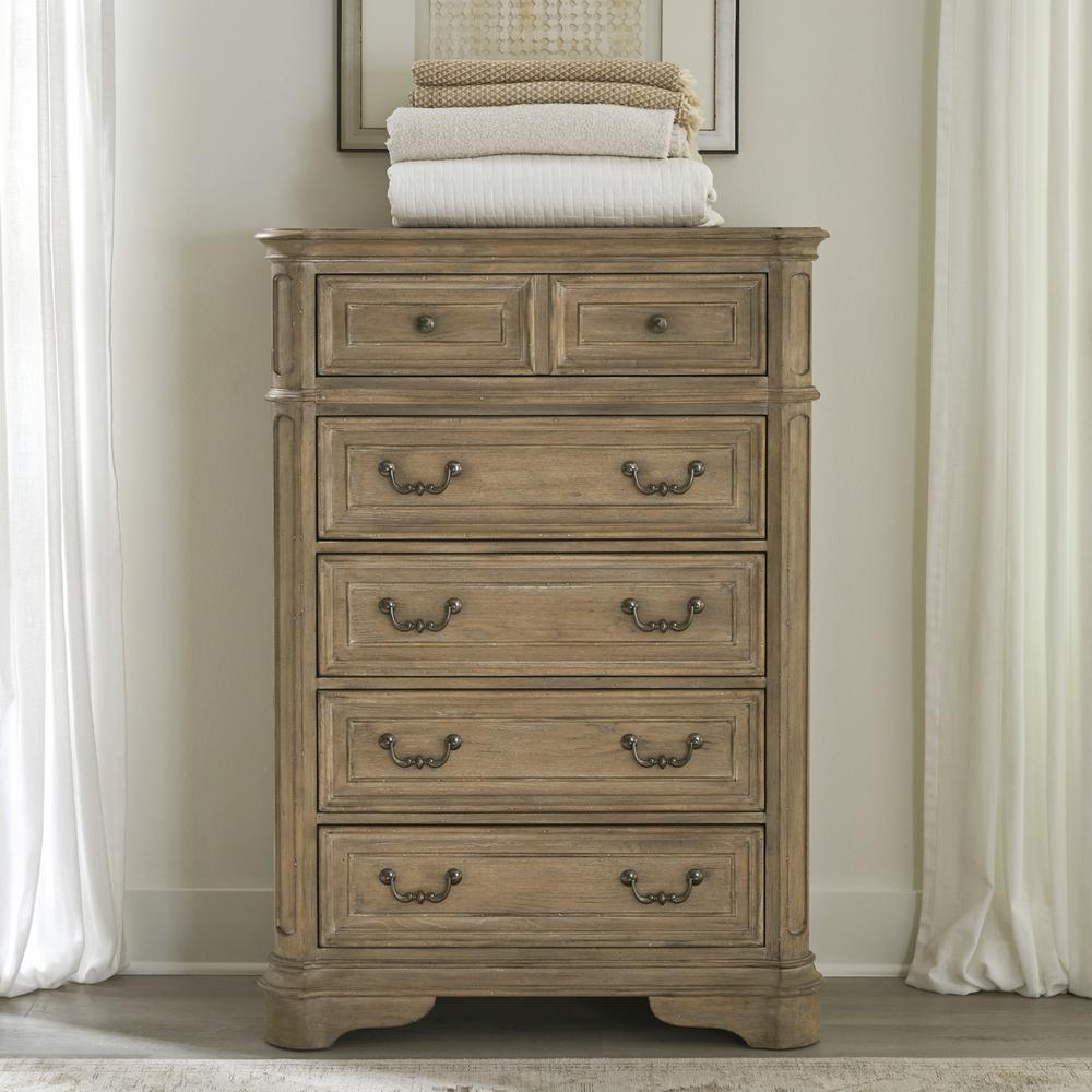 Magnolia Manor Queen Panel Bed, Dresser & Mirror, Chest. Picture 3