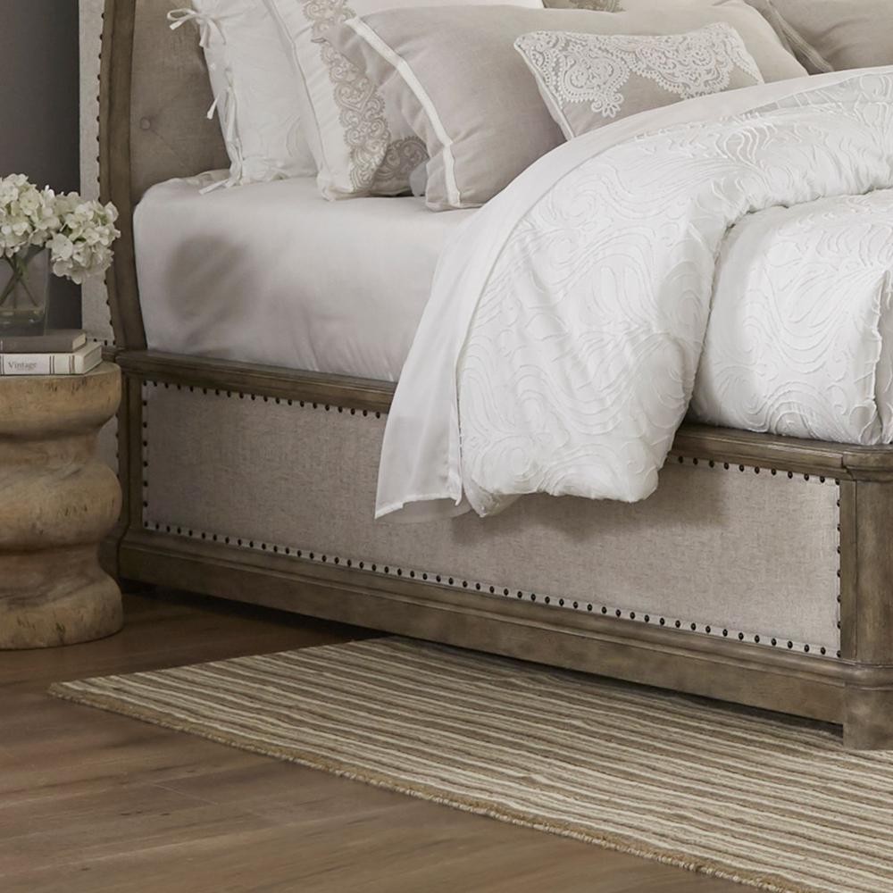 Liberty Furniture Town and Country King Shelter Bed in Dusty Taupe Finish. Picture 4