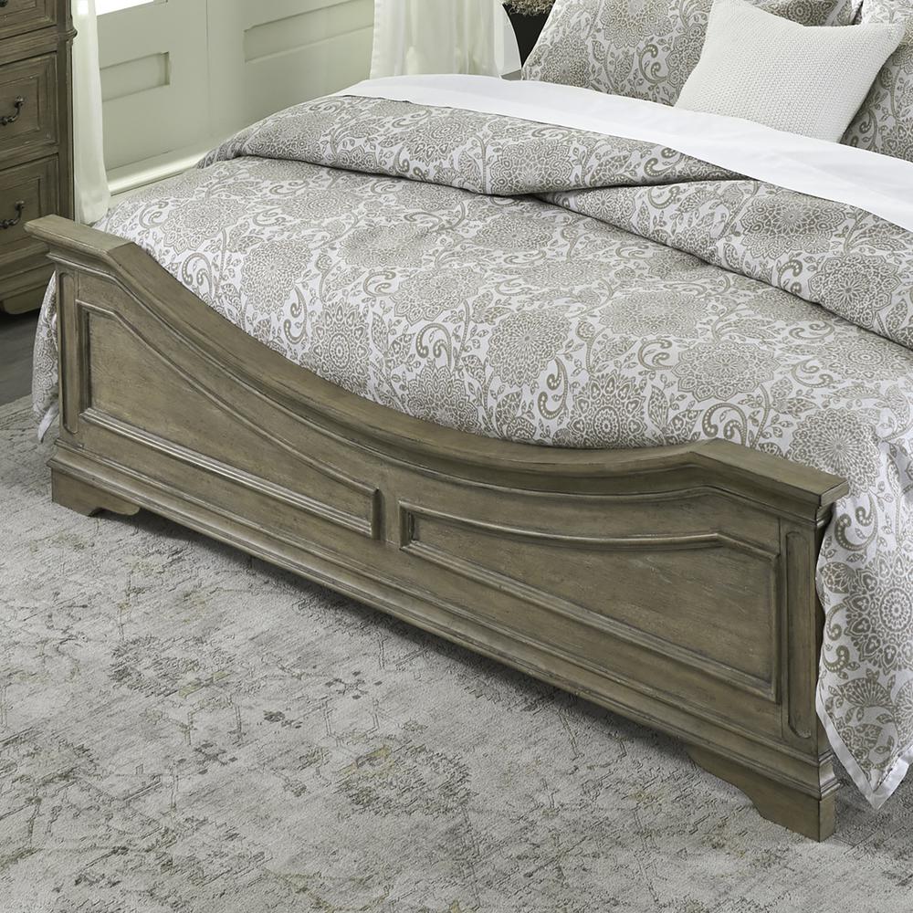 Magnolia Manor King Panel Bed. Picture 2