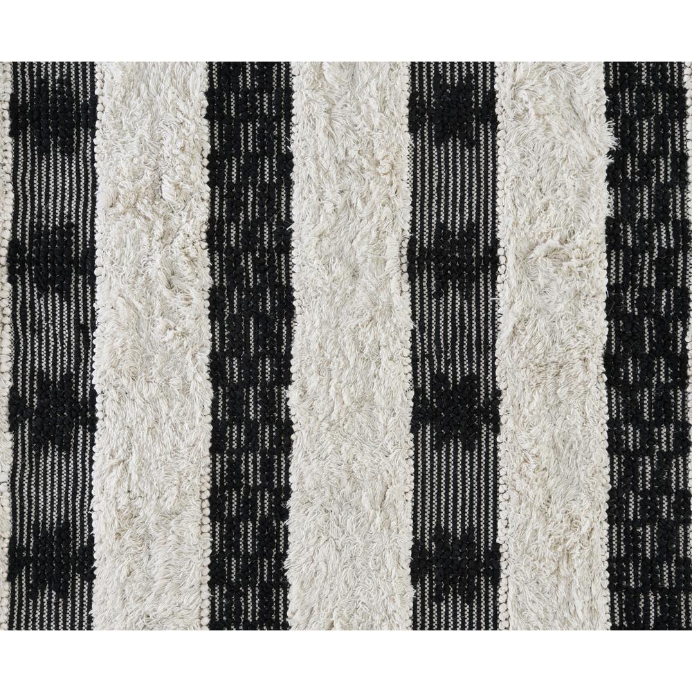Loena Shag Black/Ivory Handwoven Area Rug by Kosas Home. Picture 2
