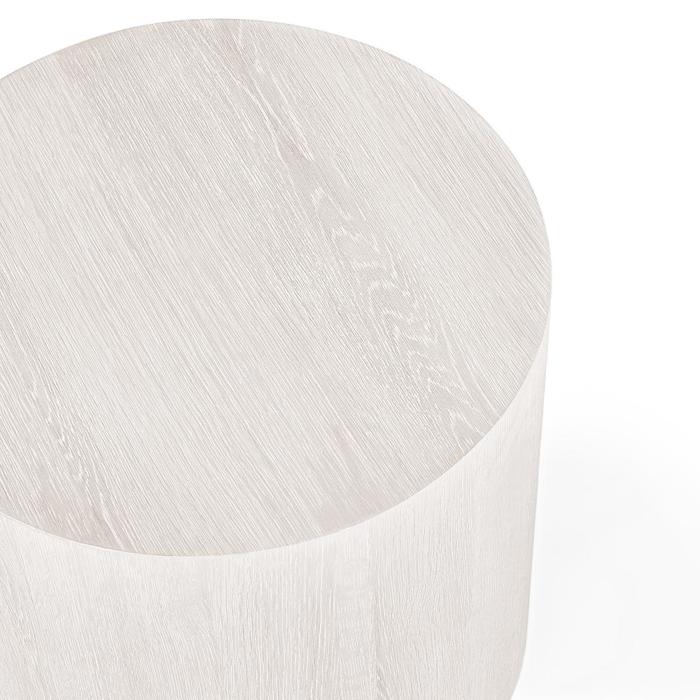 Layne 20" Round End Table in White Wash. Picture 2