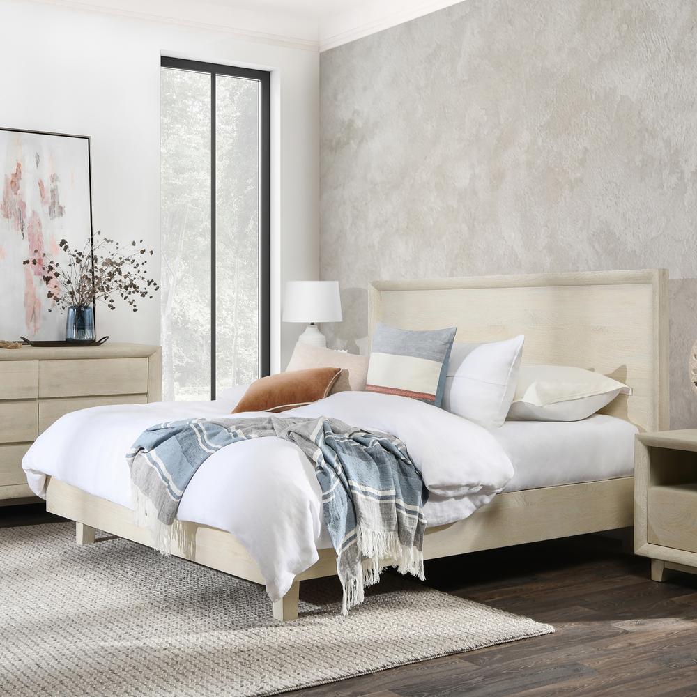Reece Mango Wood Queen Bed in White. Picture 7