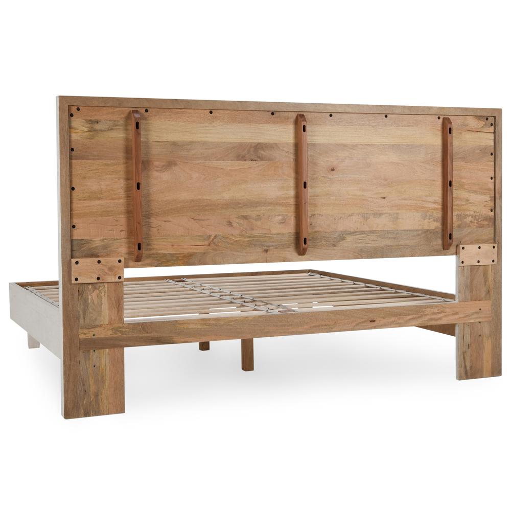 Reece Mango Wood California King Bed in White. Picture 4