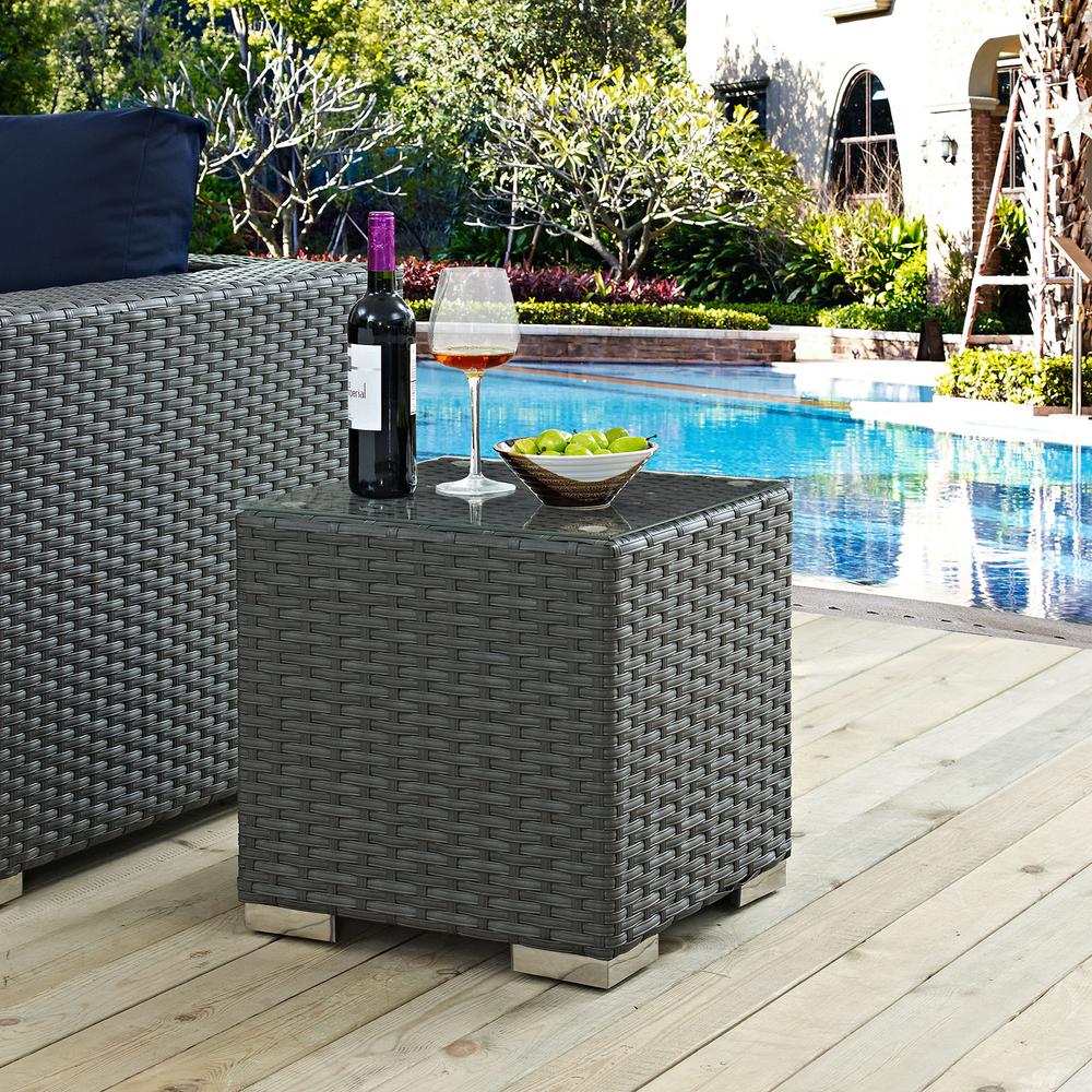 Sojourn Outdoor Patio Side Table. Picture 4