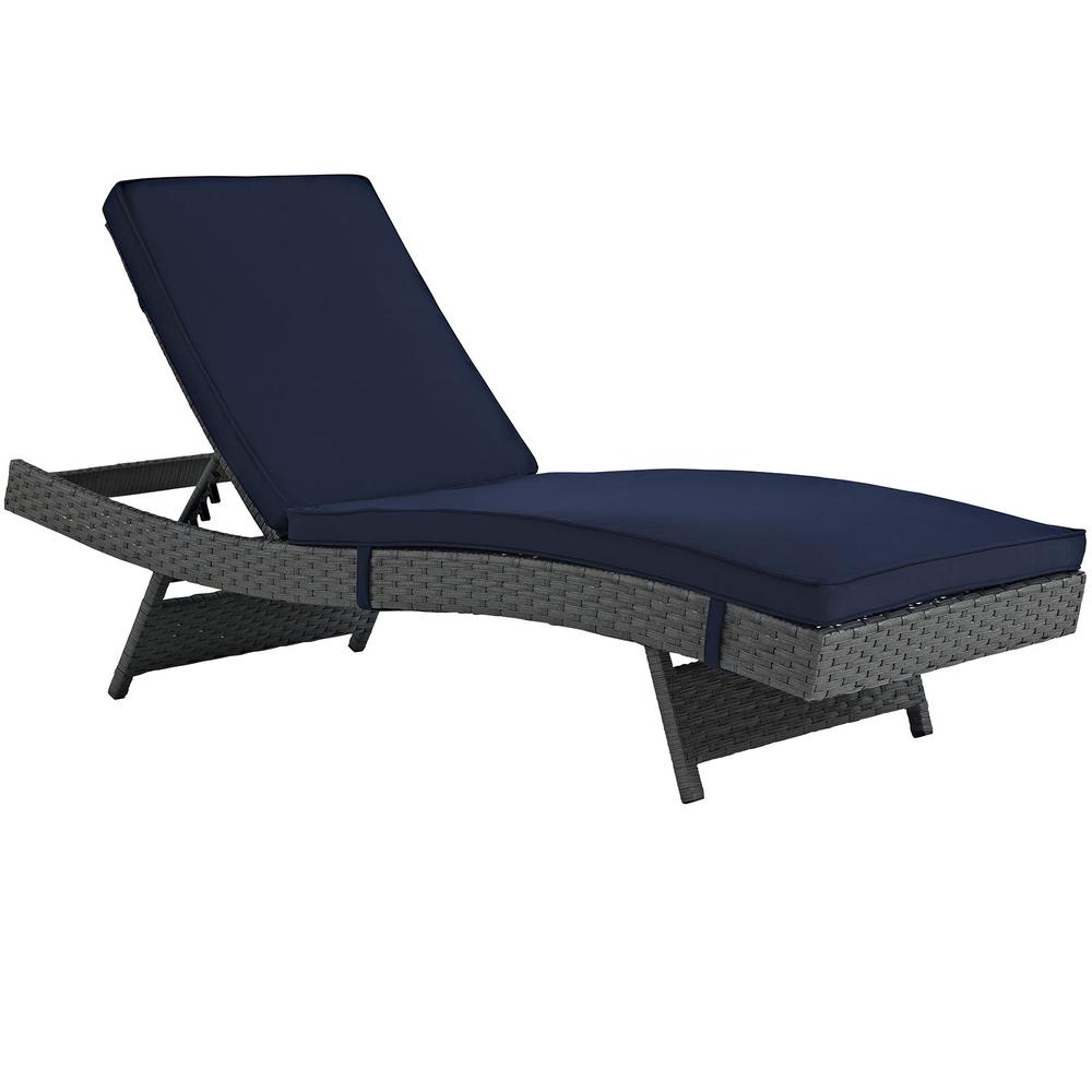 Sojourn Outdoor Patio Sunbrella® Chaise. Picture 1