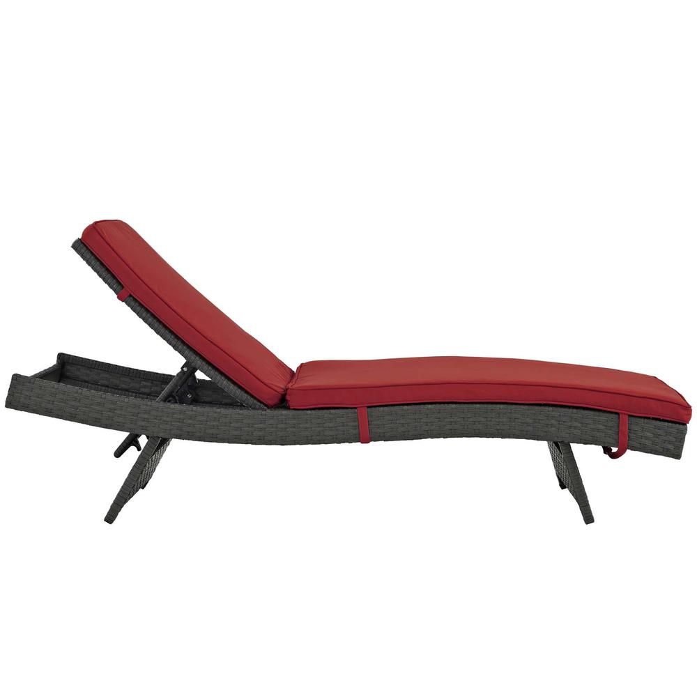 Sojourn Outdoor Patio Sunbrella Chaise. Picture 2
