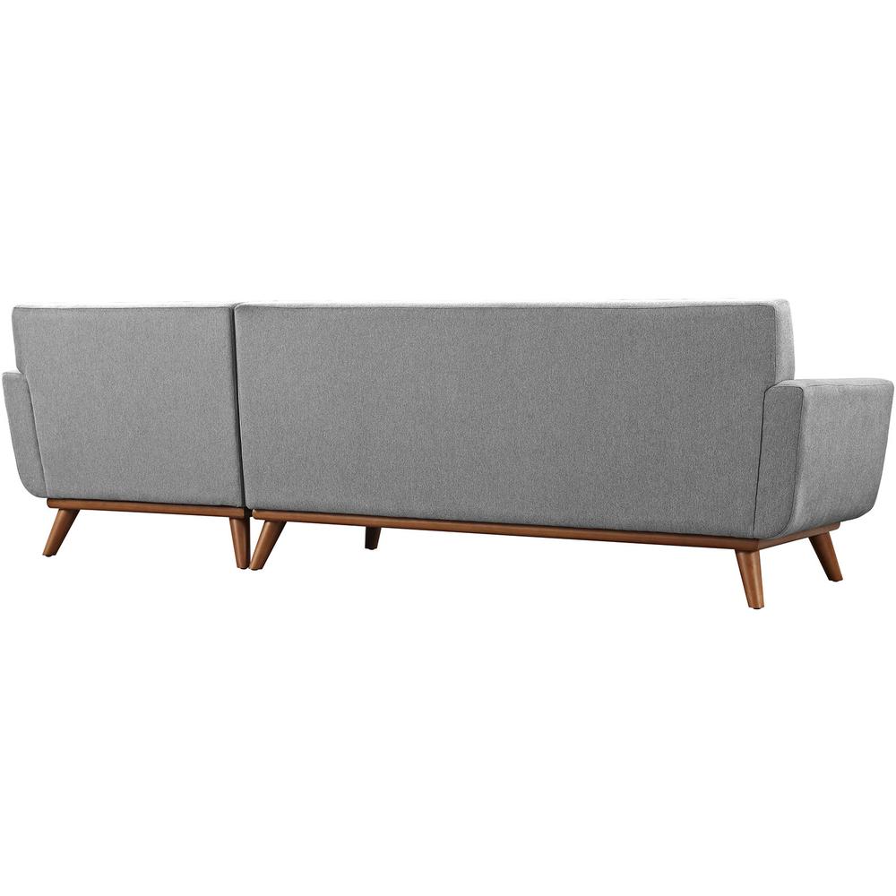 Engage Right-Facing Sectional Sofa. Picture 6