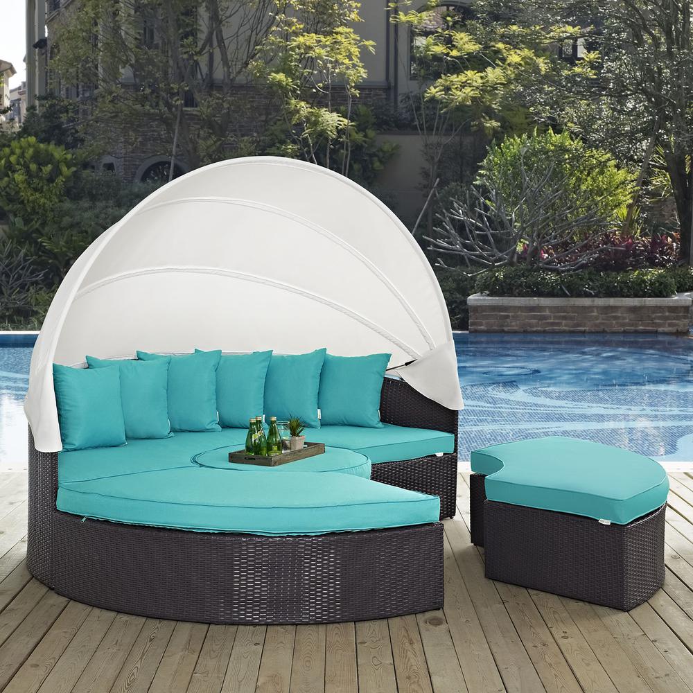 Convene Canopy Outdoor Patio Daybed. Picture 6