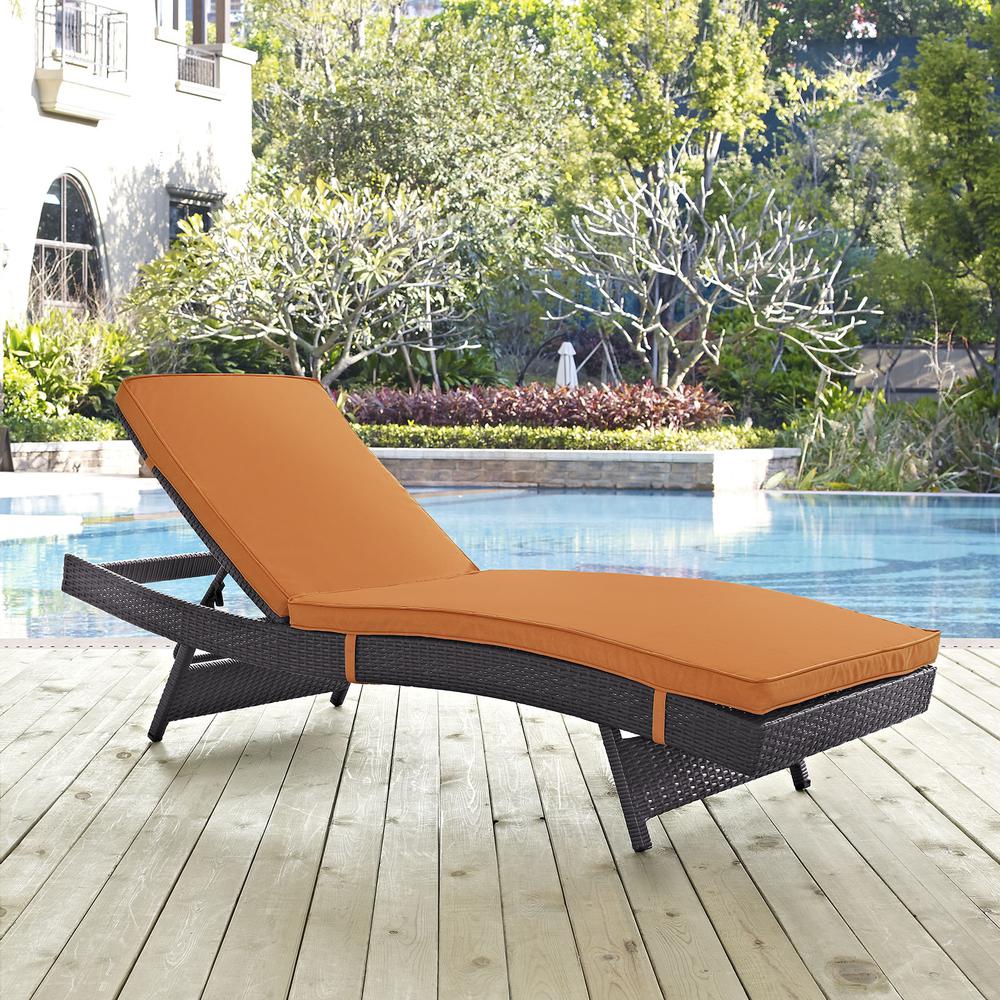 Convene Outdoor Patio Chaise. Picture 4