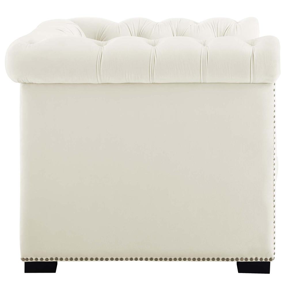Heritage Upholstered Velvet Armchair. Picture 2