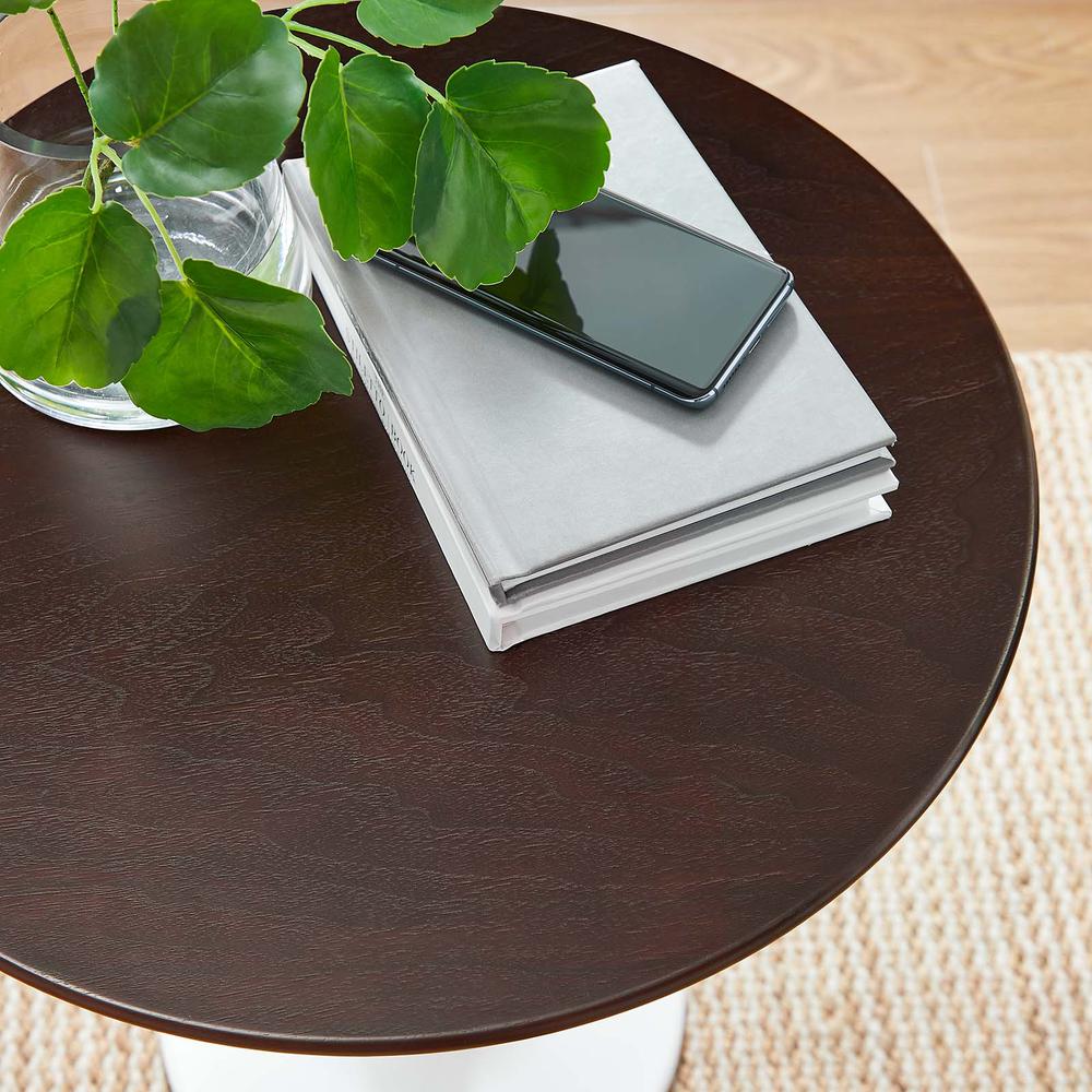 Lippa 20" Round Wood Grain Side Table. Picture 6