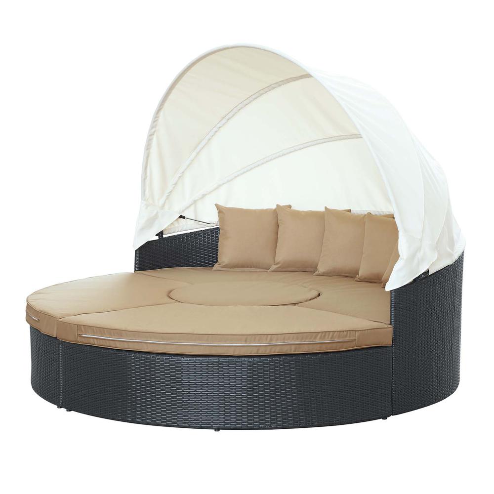 Quest Canopy Outdoor Patio Daybed. Picture 6