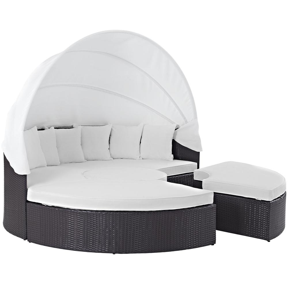 Quest Canopy Outdoor Patio Daybed. Picture 2