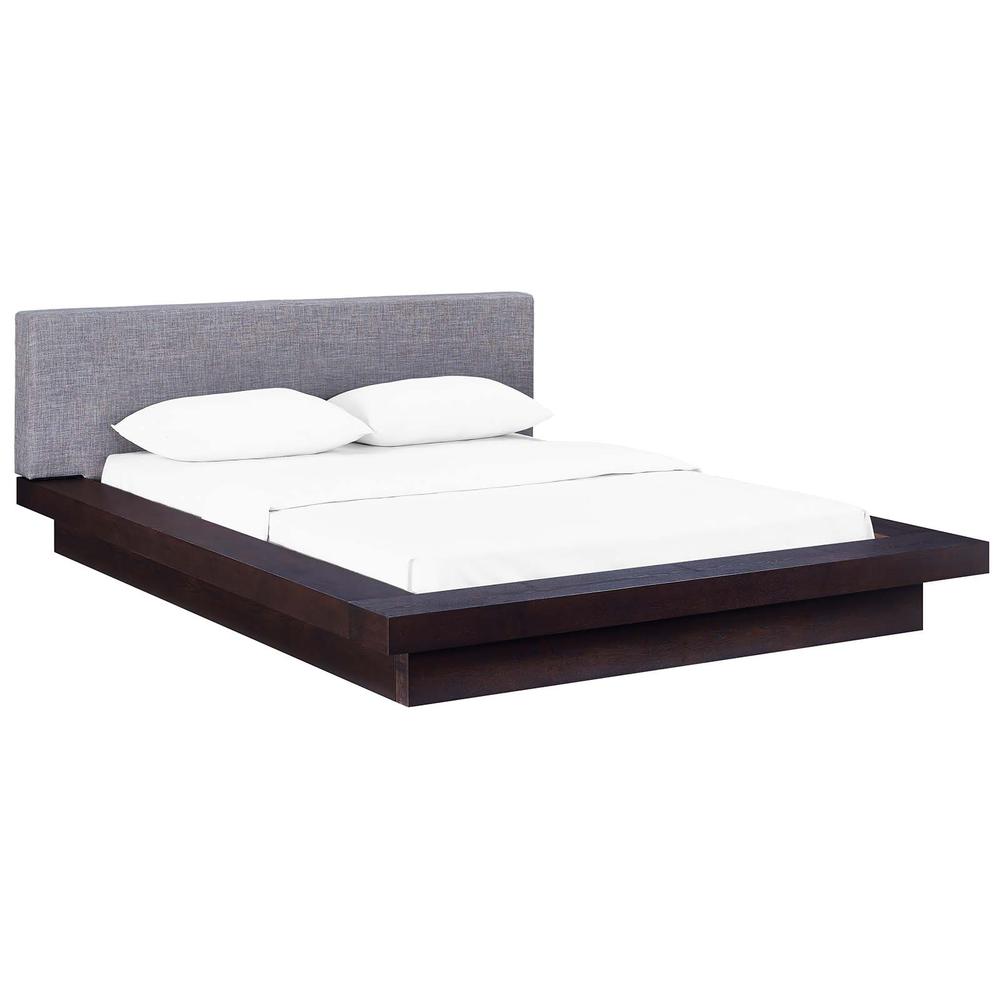 Freja Queen Fabric Platform Bed. Picture 1