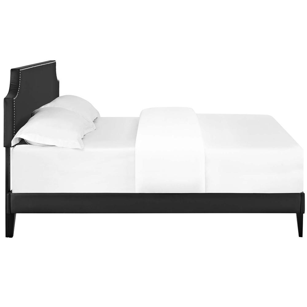 Corene Queen Platform Bed with Squared Tapered Legs. Picture 4