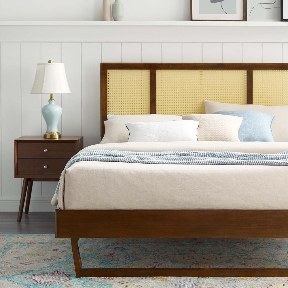 Kelsea Cane and Wood Queen Platform Bed With Angular Legs. Picture 8
