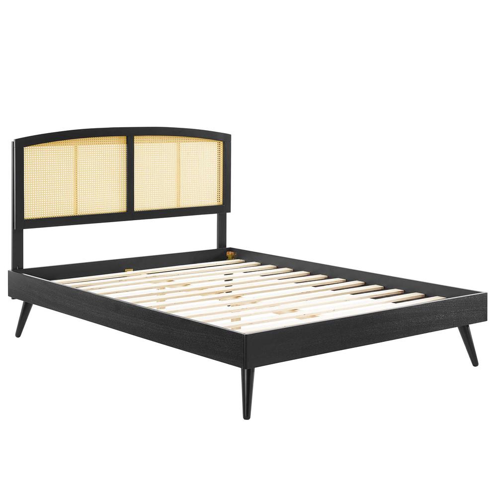 Sierra Cane and Wood Queen Platform Bed With Splayed Legs. Picture 2
